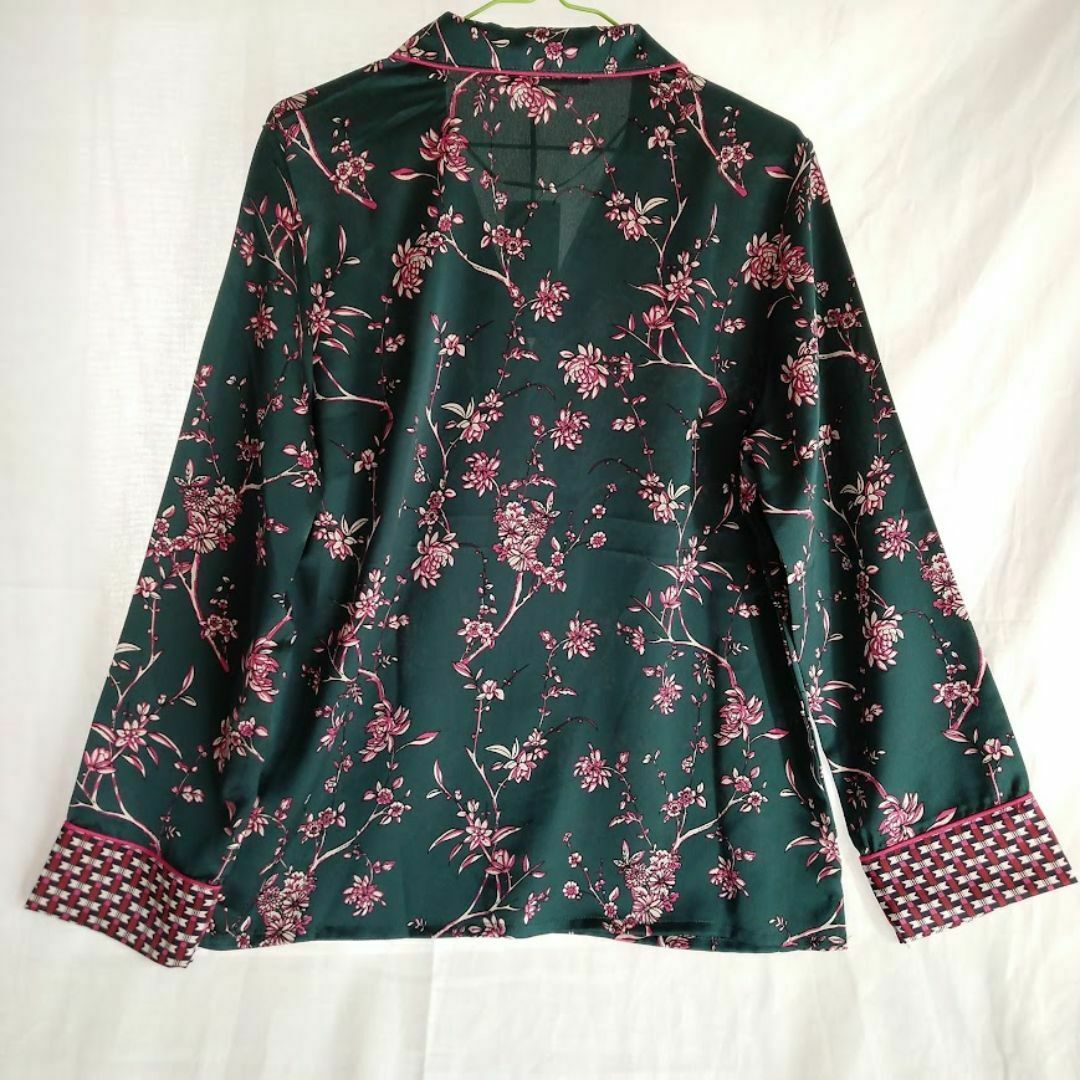 モノプリ MONOPRIX パジャマ トップス ブラウス L 緑 花柄の通販 モノプリ MONOPRIX パジャマ トップス ブラウス L 緑 花柄の通販