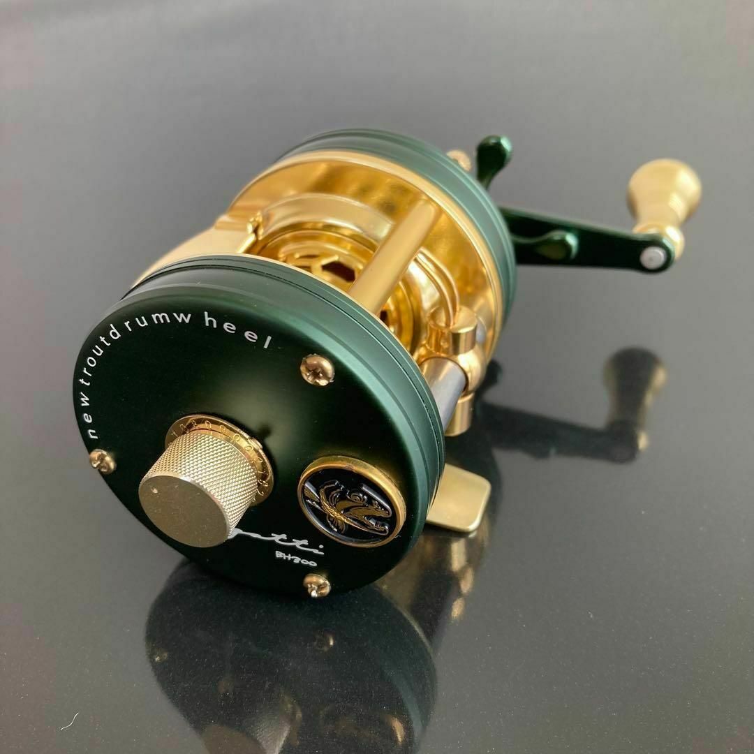 新品】渓流ベイトリール 丸型リール トラウト用 ゴールド/グリーン 新品】渓流ベイトリール 丸型リール トラウト用 ゴールド/グリーン