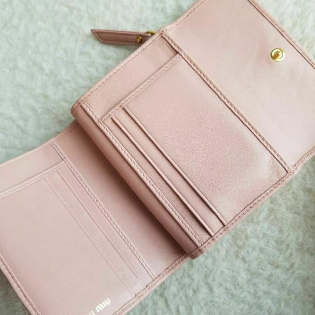 MIU MIU - 国内完売 MIU MIU ミュウミュウ マテラッセ レザー 2 MIU MIU - 国内完売 MIU MIU ミュウミュウ マテラッセ レザー 2