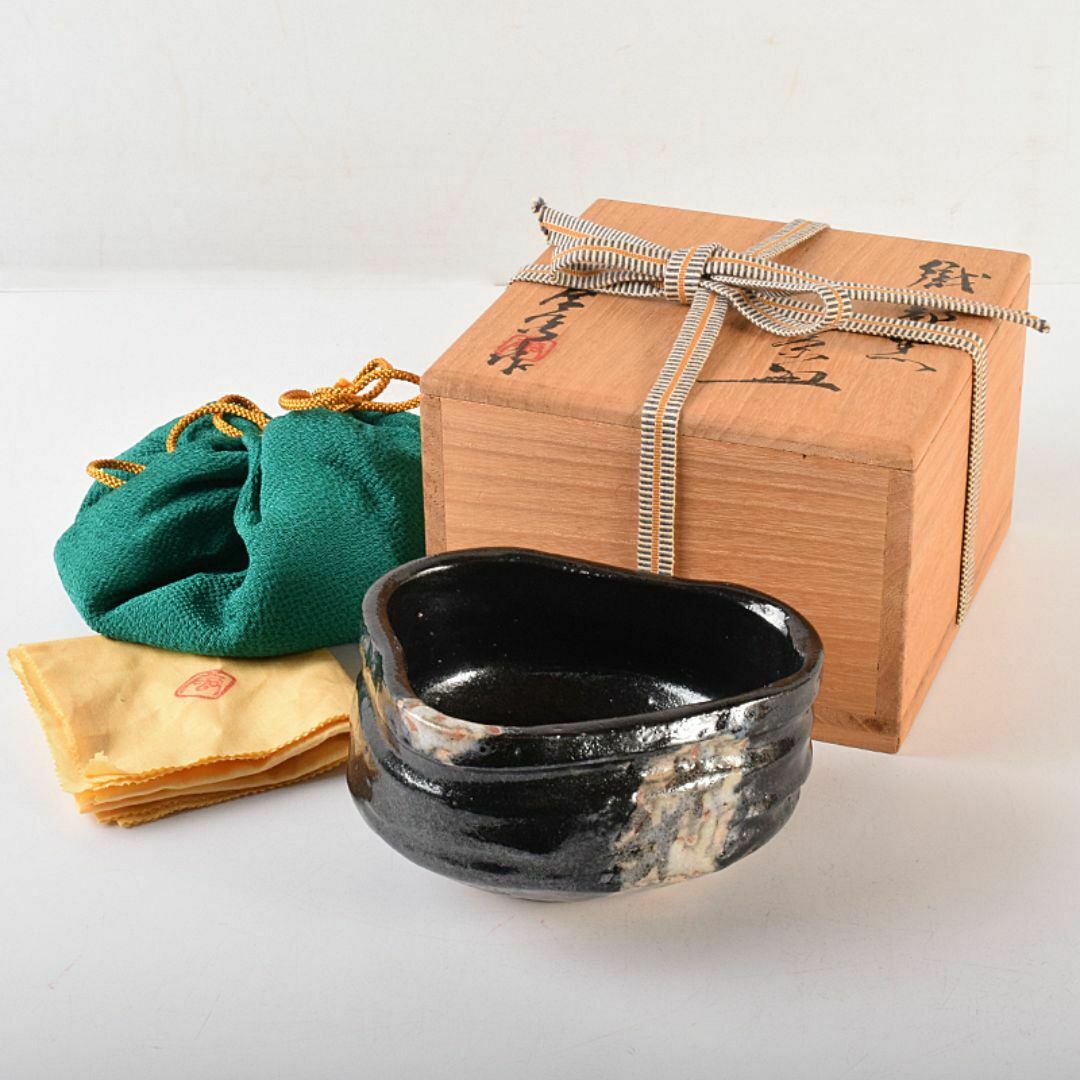 茶道具　加藤唐九郎　一無斎（一ム斎）作　織部黒茶碗　共布共箱　M　R7795