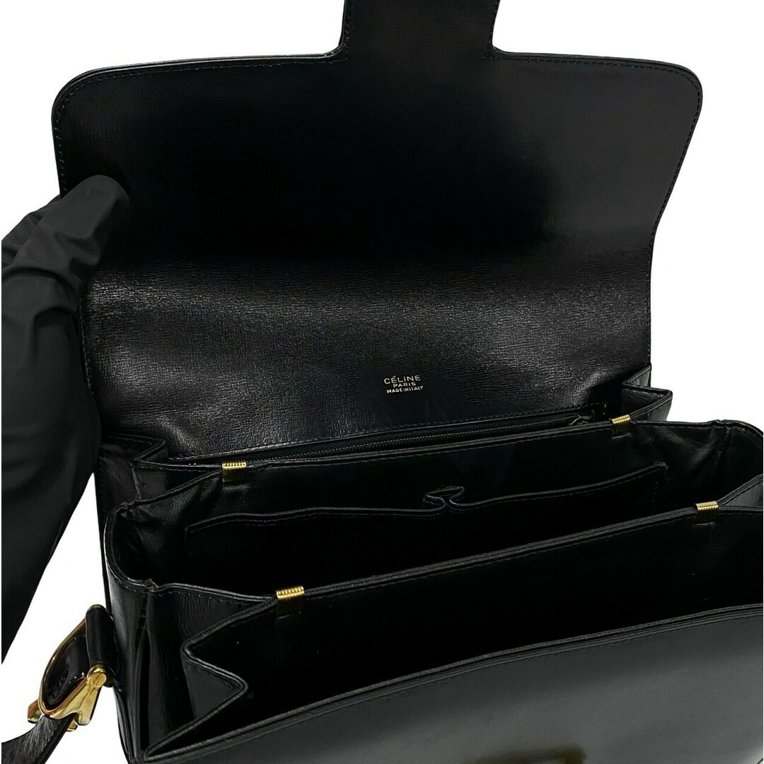 CELINE - 極 美品 袋付き CELINE セリーヌ ロゴ 馬車金具 カーフ CELINE - 極 美品 袋付き CELINE セリーヌ ロゴ 馬車金具 カーフ