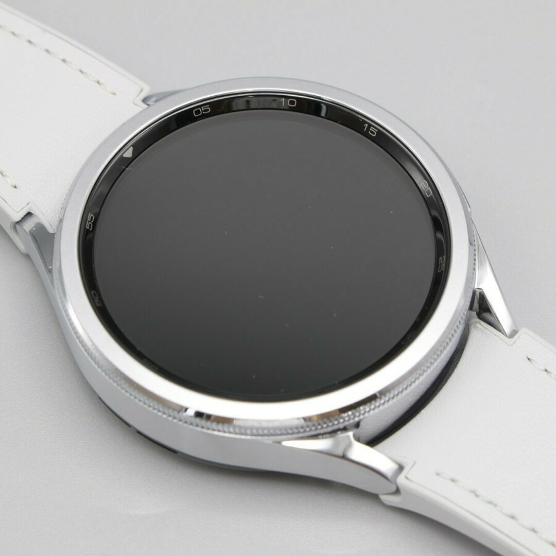 【美品】SAMSUNG Galaxy Watch6 Classic 47mm SM-R960NZSAXJP シルバー スマートウォッチ サムスン ギャラクシーウォッチ クラシック 本体 【美品】SAMSUNG Galaxy Watch6 Classic 47mm SM-R960NZSAXJP シルバー スマートウォッチ サムスン ギャラクシーウォッチ クラシック 本体