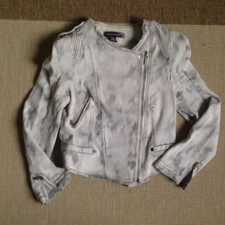 フォーエバートゥエンティーワン(FOREVER 21)のフォエバー ケミカルデニムジャケット(Gジャン/デニムジャケット)