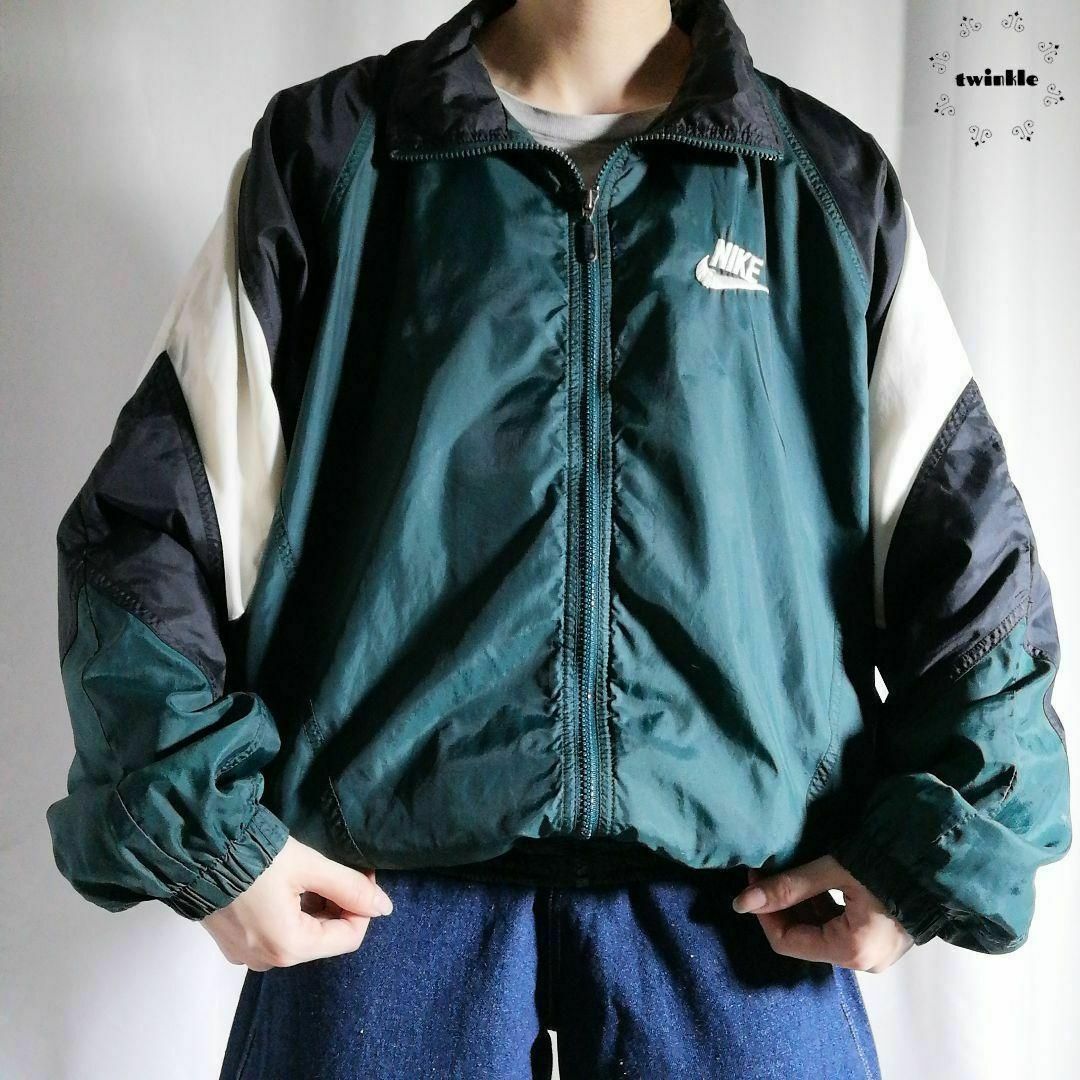 NIKE - 配色◎ 90s NIKE バックロゴ刺繍 ナイロンジャケット NIKE - 配色◎ 90s NIKE バックロゴ刺繍 ナイロンジャケット