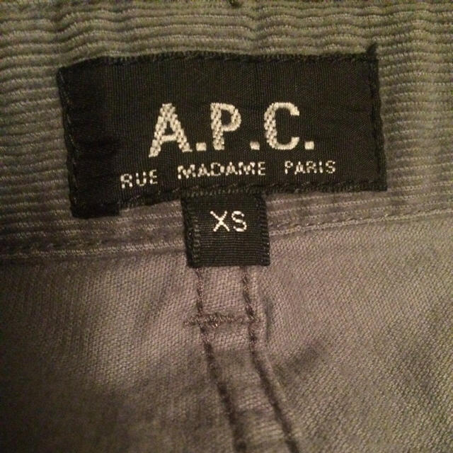 A.P.C(アーペーセー)のA.P.C. ミニスカート コーデュロイ レディースのスカート(ミニスカート)の商品写真