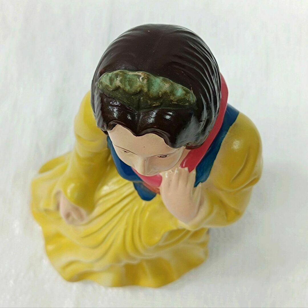 ガーデンオブジェ 古い 陶器製 ディズニー 白雪姫/七人の小人 ガーデンオブジェ 古い 陶器製 ディズニー 白雪姫/七人の小人