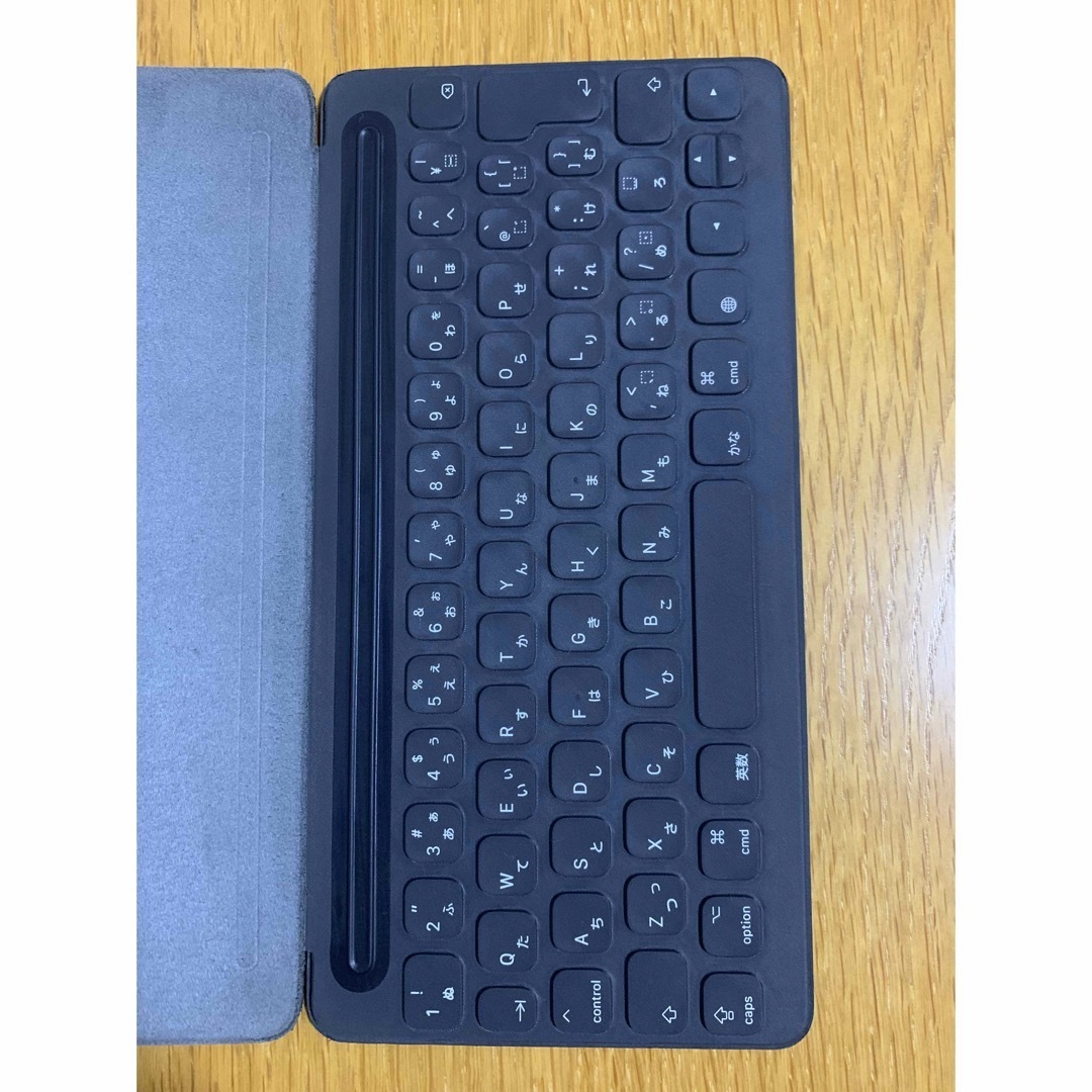 ☆スマートキーボード☆iPad 9・8・7/Pro 10.5/Air 3_E PC周辺機器 ☆スマートキーボード☆iPad 9・8・7/Pro 10.5/Air 3_E PC周辺機器
