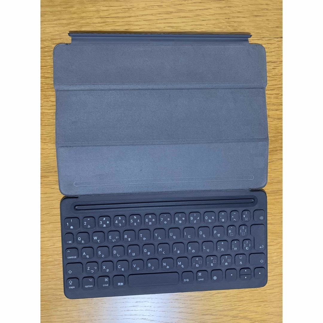 ☆スマートキーボード☆iPad 9・8・7/Pro 10.5/Air 3_E PC周辺機器 ☆スマートキーボード☆iPad 9・8・7/Pro 10.5/Air 3_E PC周辺機器