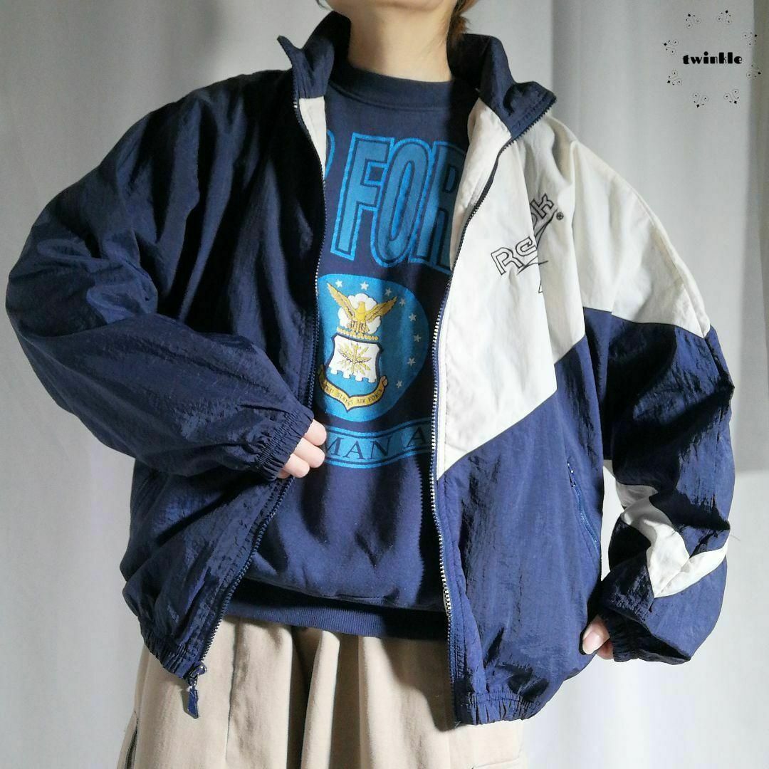 Reebok - 90sリーボックバックロゴ刺繍ナイロンジャケット Reebok - 90sリーボックバックロゴ刺繍ナイロンジャケット