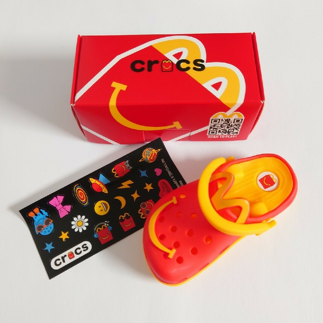 クロックス キーホルダー 2個セット ハッピーセット 海外 日本未 クロックス キーホルダー 2個セット ハッピーセット 海外 日本未