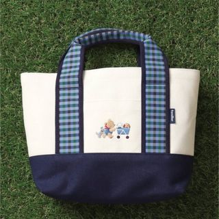familiar - 広尾限定 familiarバックの通販 by ®️'s shop familiar - 広尾限定 familiarバックの通販 by ®️'s shop
