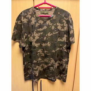 VALENTINO - 正規 VALENTINO ヴァレンティノ 迷彩 星 スター T VALENTINO - 正規 VALENTINO ヴァレンティノ 迷彩 星 スター T