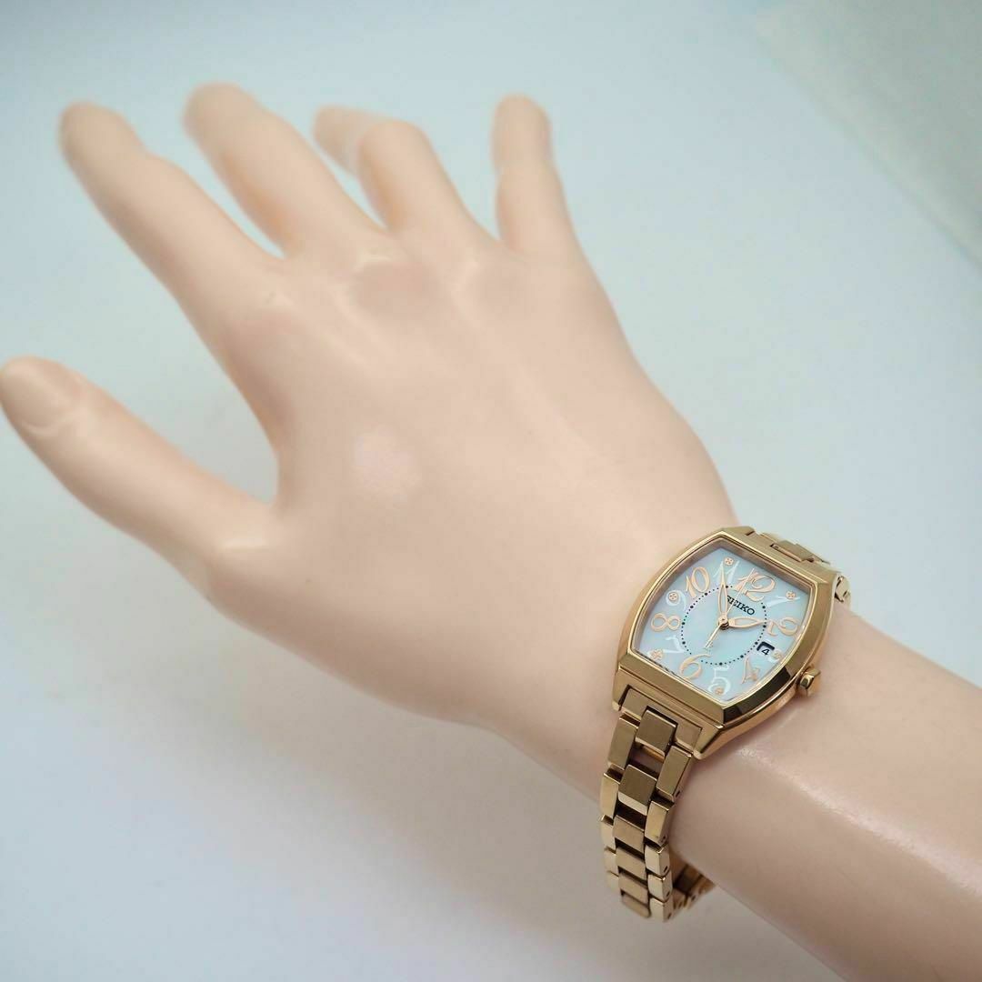 571【美品】SEIKO セイコー ルキア ソーラー時計 トノー ゴールド 571【美品】SEIKO セイコー ルキア ソーラー時計 トノー ゴールド