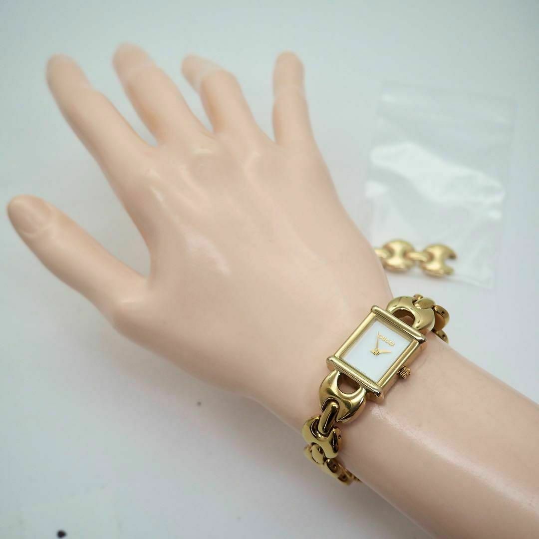 557 GUCCI グッチ 1800L ゴールドバンド ホワイト ブレスレット 557 GUCCI グッチ 1800L ゴールドバンド ホワイト ブレスレット
