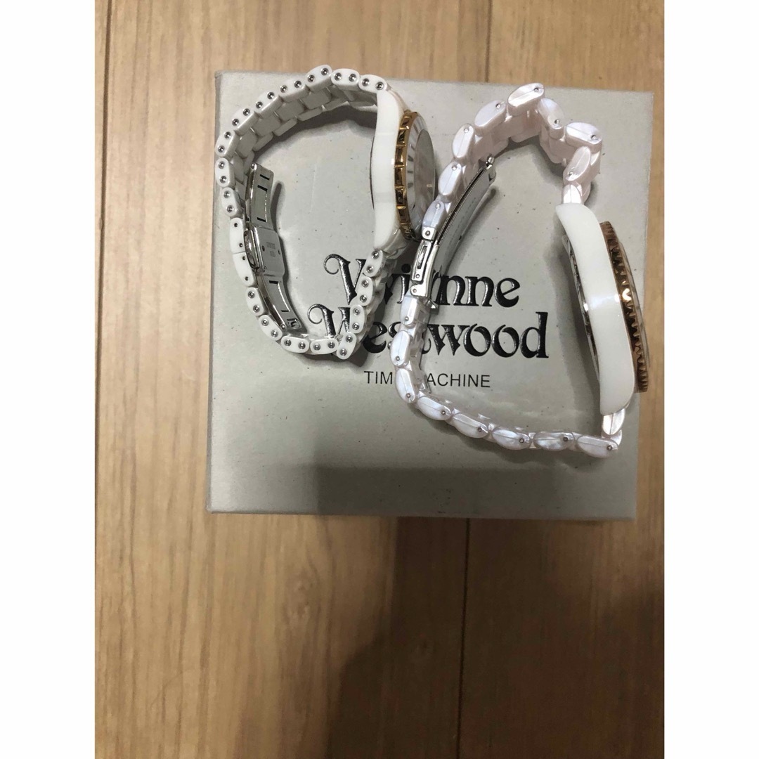 Vivienne Westwood - ヴィヴィアン 時計 セラミック vv 088 048 Vivienne Westwood - ヴィヴィアン 時計 セラミック vv 088 048