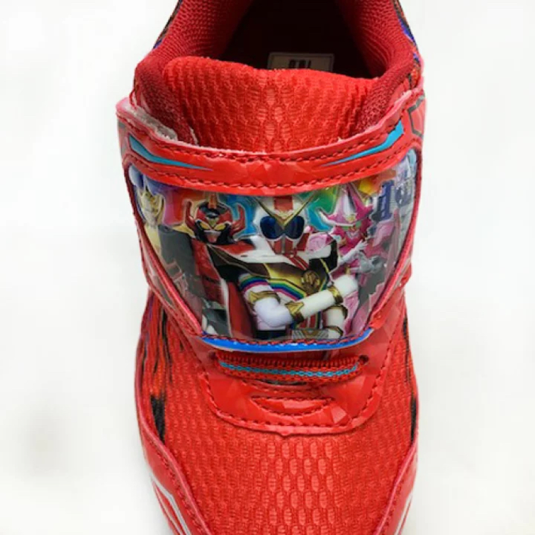 機界戦隊　ゼンカイジャー 軽量スニーカー 16cm キッズ/ベビー/マタニティのキッズ靴/シューズ(15cm~)(スニーカー)の商品写真