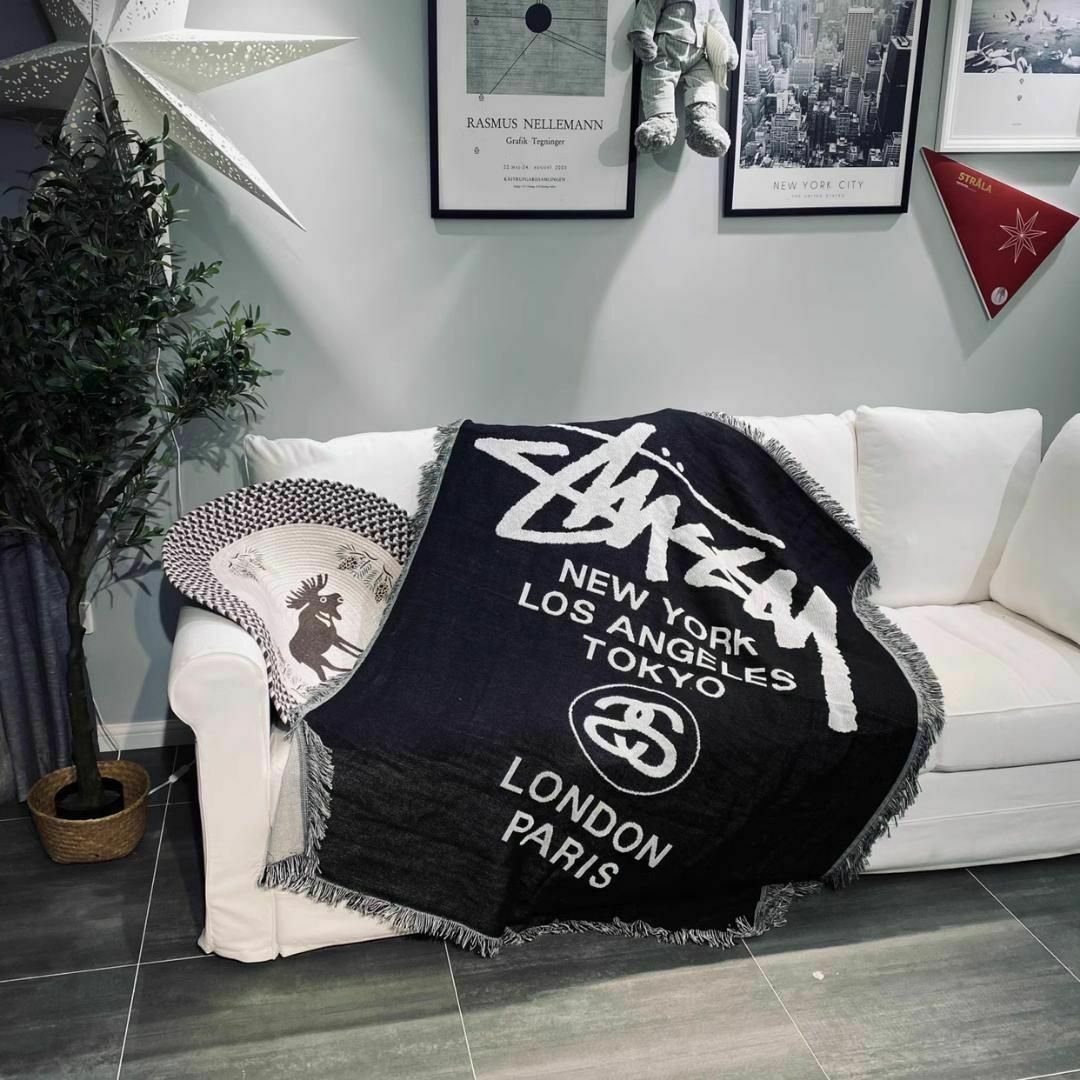 stussy ステューシー ラグ ブランケット カーペット 膝掛け stussy ステューシー ラグ ブランケット カーペット 膝掛け
