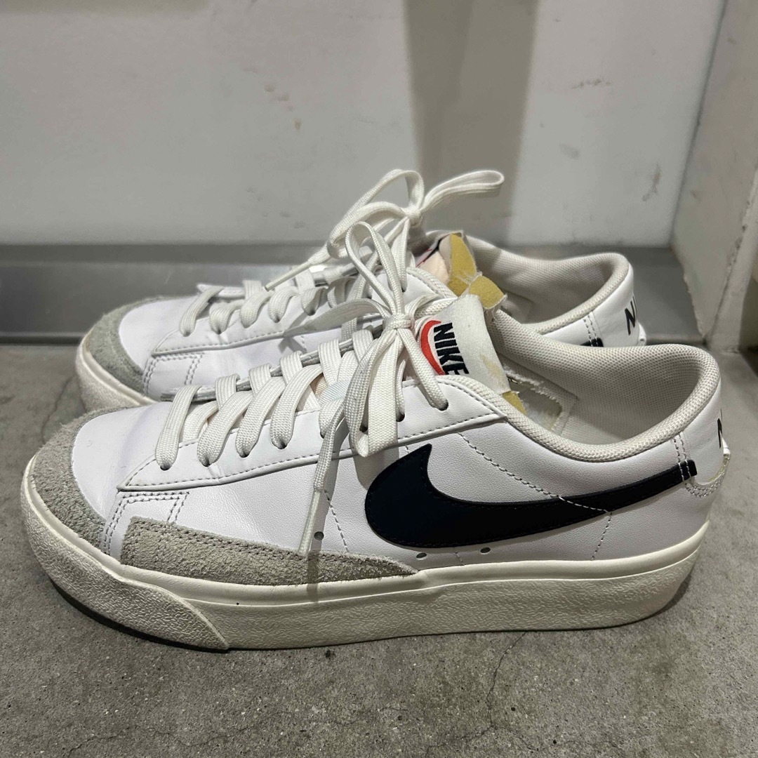 NIKE - NIKE ナイキ 厚底 スニーカーの通販 by みっち's shop NIKE - NIKE ナイキ 厚底 スニーカーの通販 by みっち's shop