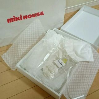 ミキハウス(mikihouse)の新同ミキハウスmikihouse新生児ﾍﾞﾋﾞｰﾄﾞﾚｽｾｯﾄ(お宮参り用品)