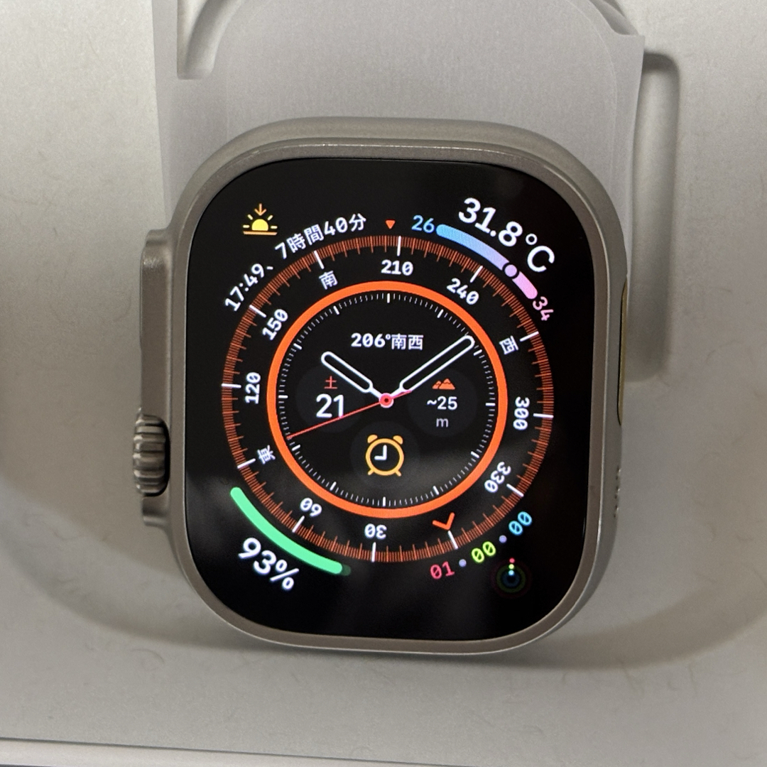 Apple Watch(アップルウォッチ)のapple watch ultra  whiteオーシャンバンド スマホ/家電/カメラのスマホアクセサリー(その他)の商品写真