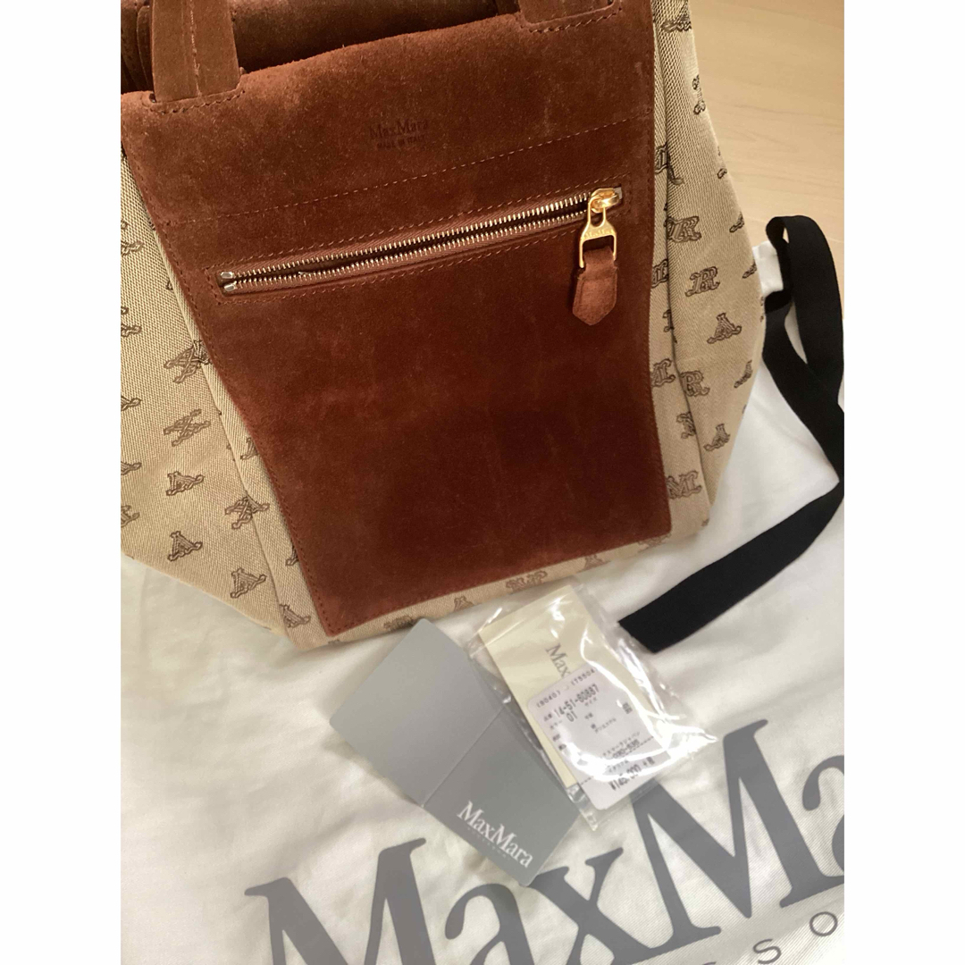 未使用美品 MAX MARA リバーシブルトート 未使用美品 MAX MARA リバーシブルトート
