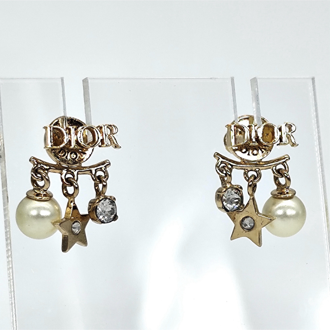 ☆DIOR DIO(R)evolution ピアス レジンパール クリスタル 星 ☆DIOR DIO(R)evolution ピアス レジンパール クリスタル 星