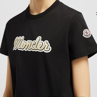 美品꧁モンクレール꧂バックストライプロゴ Tシャツ Mサイズ 美品꧁モンクレール꧂バックストライプロゴ Tシャツ Mサイズ