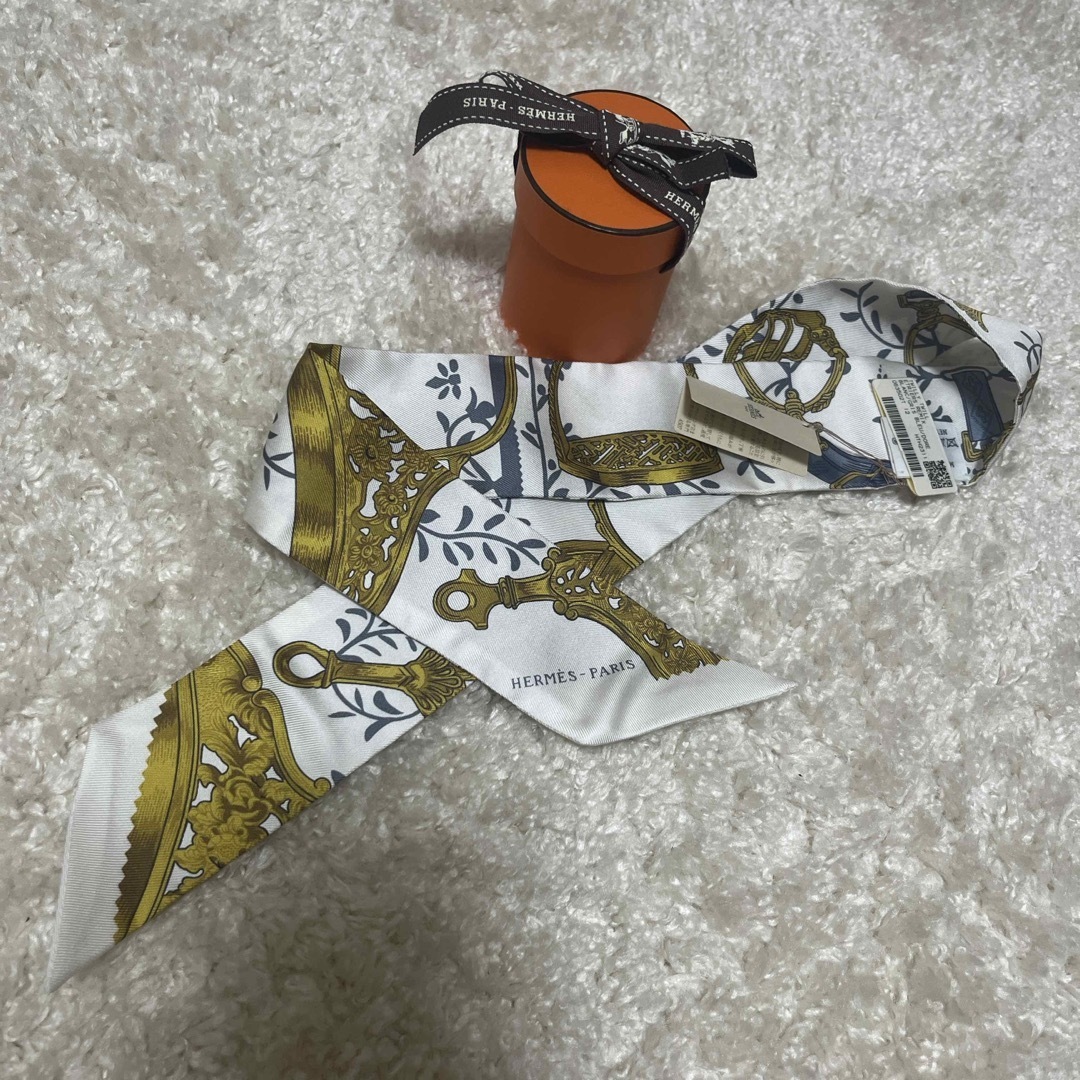 エルメス HERMES 2024SSツイリー 鎧リミックス 新品 未使用 エルメス HERMES 2024SSツイリー 鎧リミックス 新品 未使用