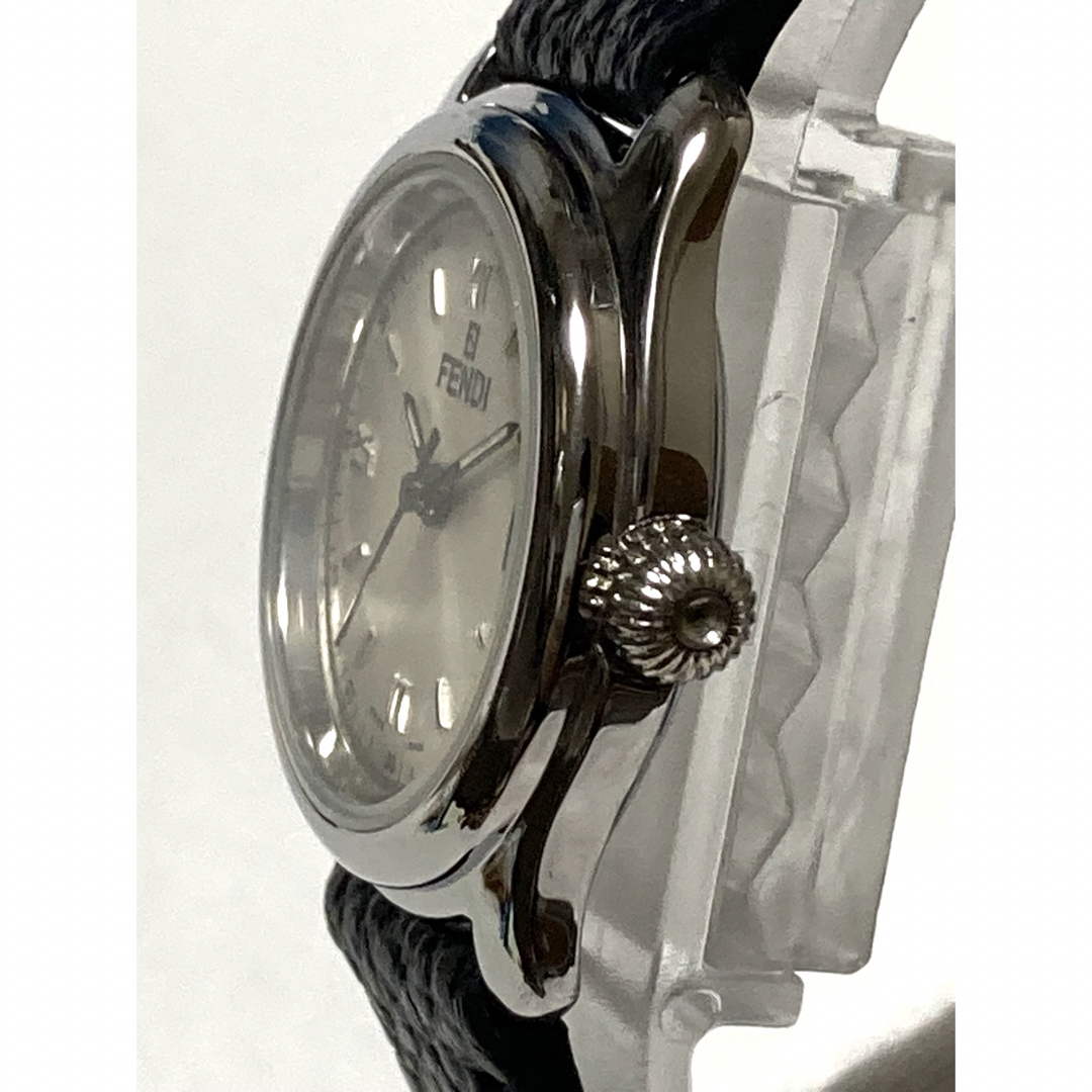 FENDI - 美品! FENDI フェンディ 電池&ベルト新品 留め具純正 FENDI - 美品! FENDI フェンディ 電池&ベルト新品 留め具純正