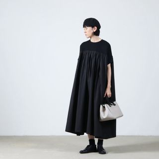 UNIVERSAL TISSU(ロングワンピース/マキシワンピース)のフリマ UNIVERSAL TISSU(ロングワンピース/マキシワンピース)のフリマ