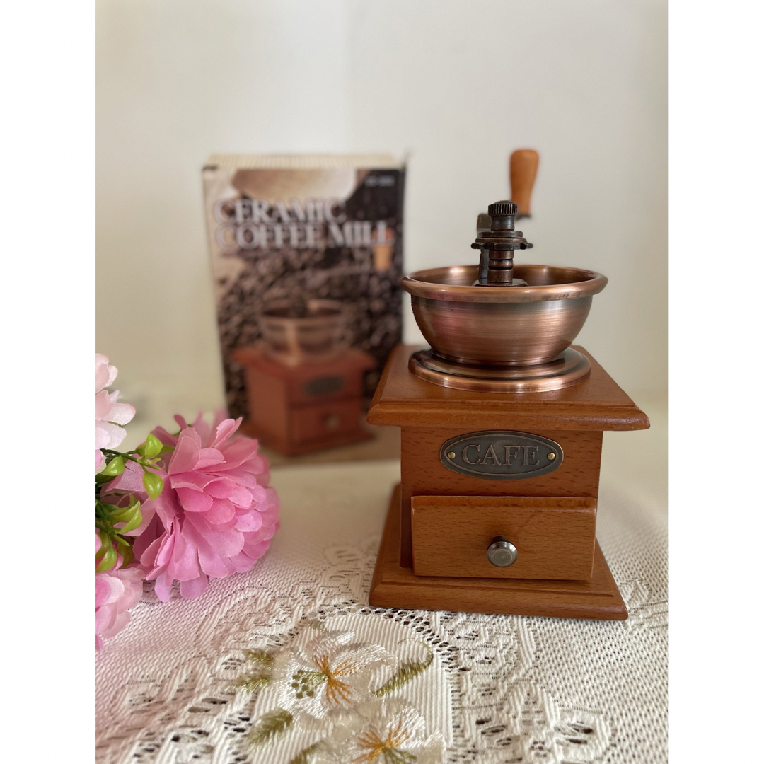 Kalita 手挽きコーヒーミル 木製(Amazon|カリタ Kalita Kalita 手挽きコーヒーミル 木製(Amazon|カリタ Kalita