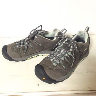 キーン(KEEN)のキーン トレッキングシューズ 23センチ(スニーカー)