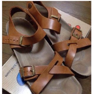 ビルケンシュトック(BIRKENSTOCK)のビルケンシュトック サンダル リリー39(サンダル)