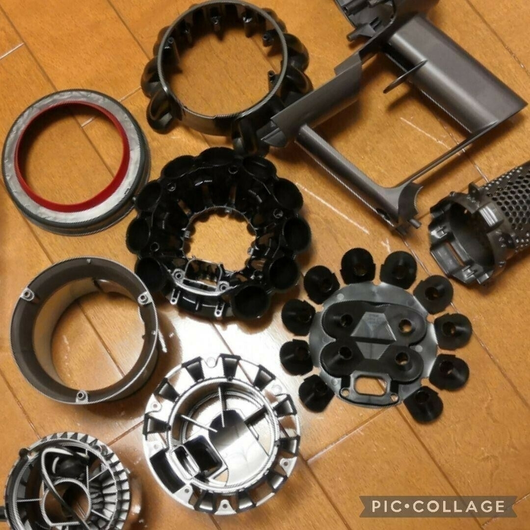 Dyson - 【分解洗浄】dyson V10 / SV12 本体のみの通販 by もか Dyson - 【分解洗浄】dyson V10 / SV12 本体のみの通販 by もか