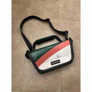 FREITAG(メッセンジャーバッグ)のフリマアイテム一覧 FREITAG(メッセンジャーバッグ)のフリマアイテム一覧