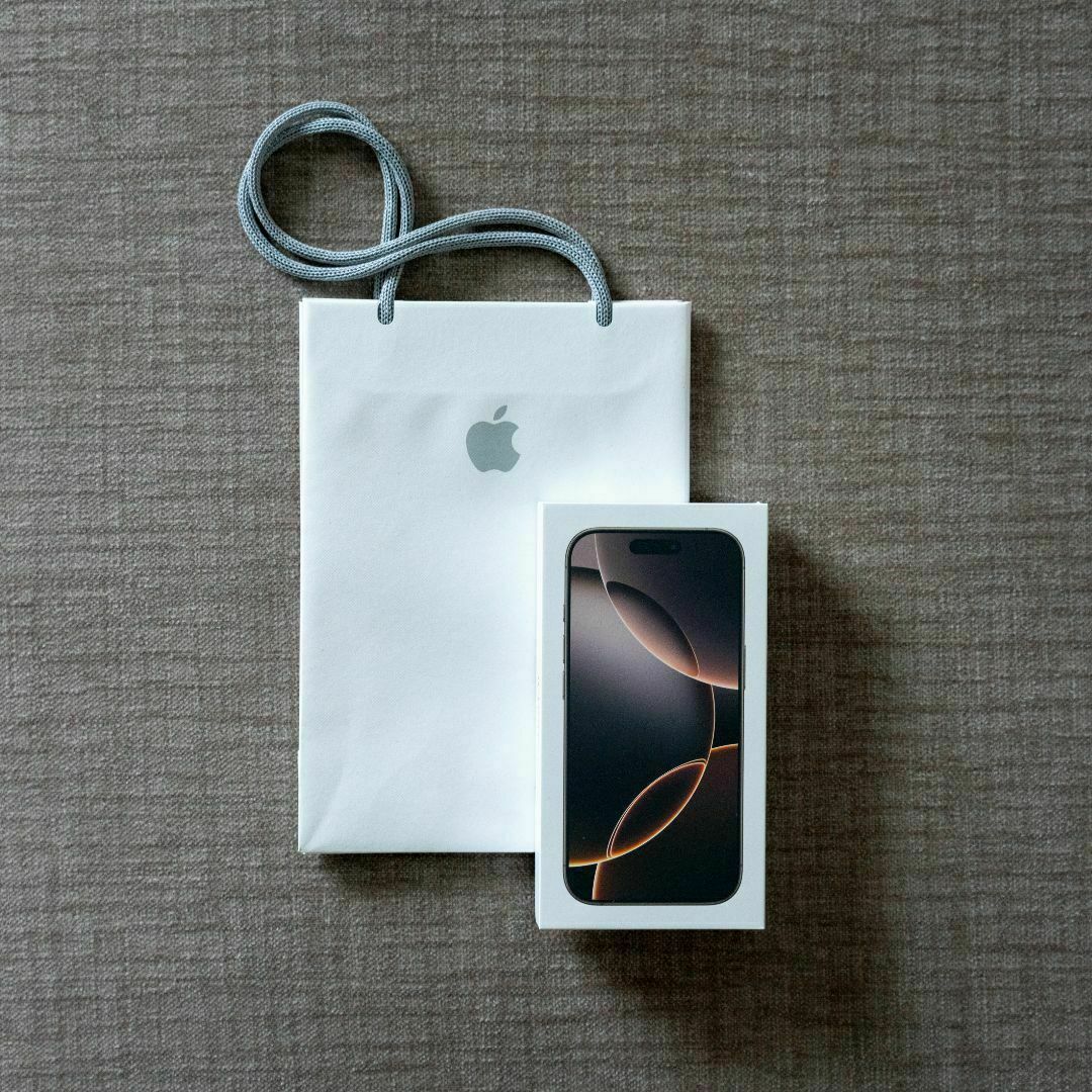 Apple - 安心国内発送 香港版 1TB iPhone 16 Pro デザート 新品 Apple - 安心国内発送 香港版 1TB iPhone 16 Pro デザート 新品