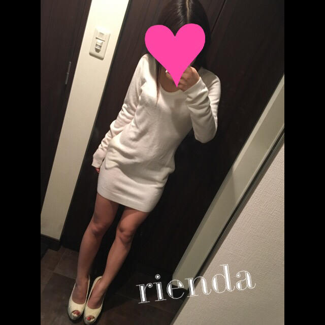 rienda(リエンダ)のrienda ワンピース 美品 お値下げ可能 レディースのワンピース(ミニワンピース)の商品写真