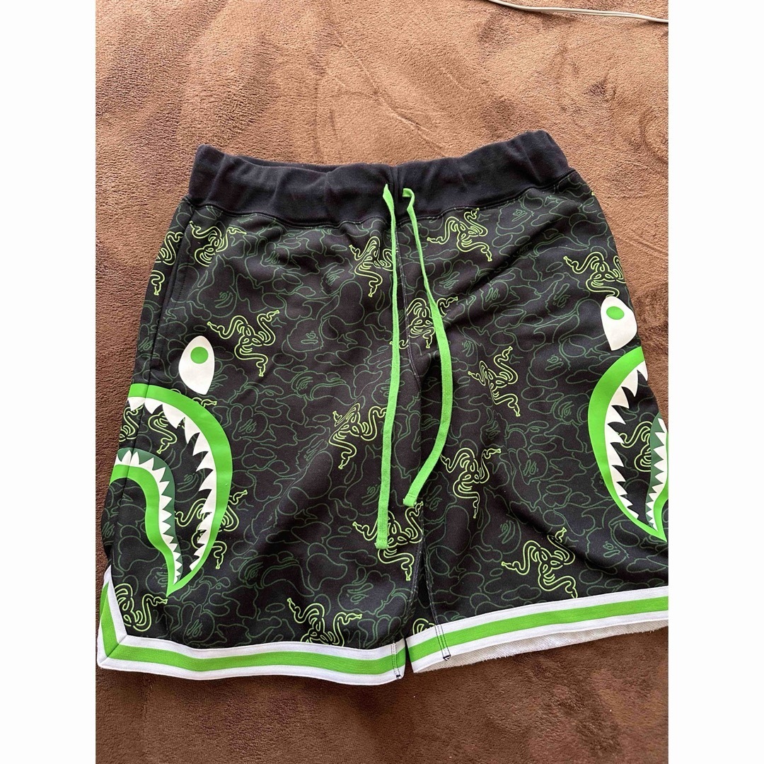 A BATHING APE - a bathing ape x RAZER basketballshortsの通販 A BATHING APE - a bathing ape x RAZER basketballshortsの通販
