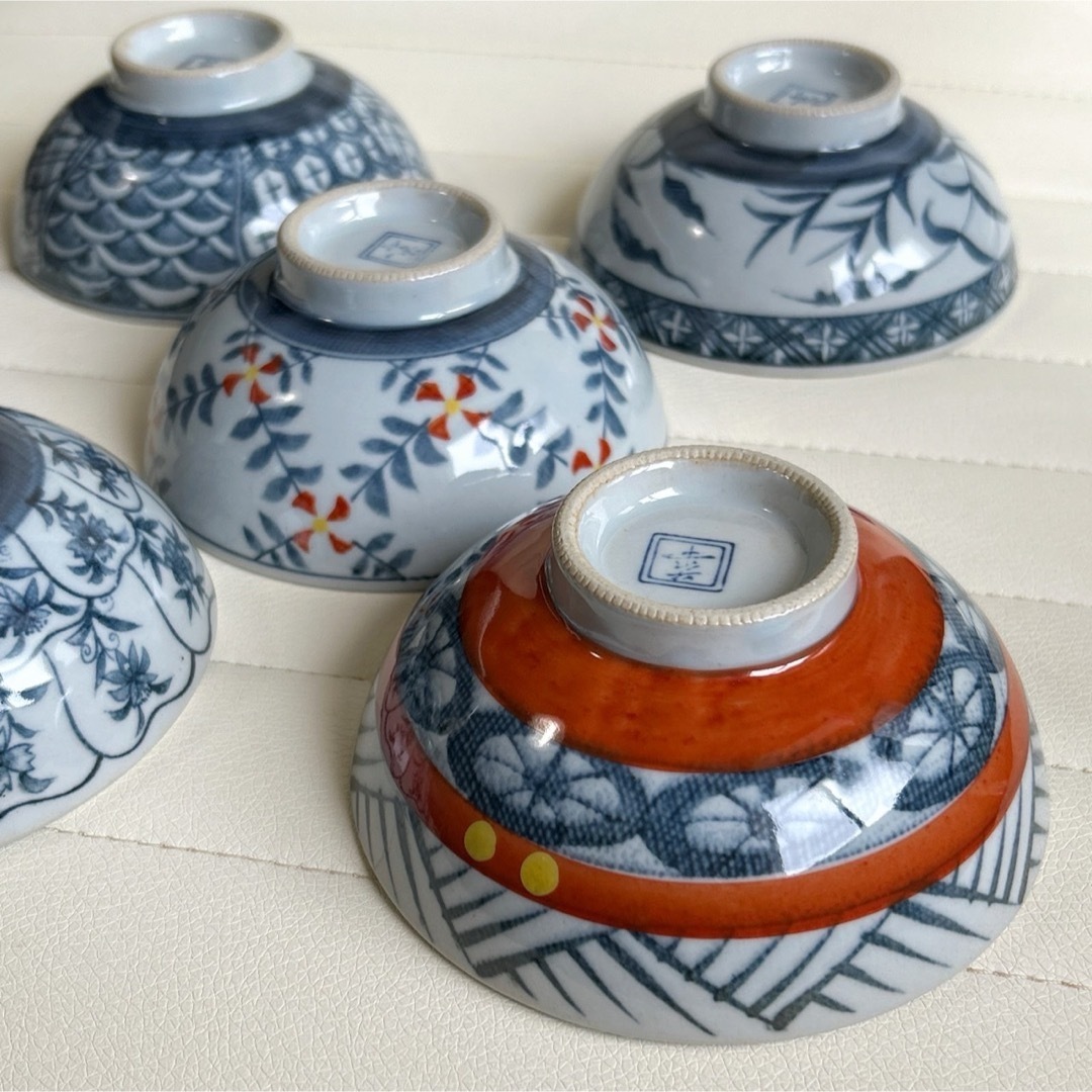 有田焼 - 有田焼 華窯 絵変わり 染付 赤絵 飯碗揃 5枚セット 有田焼 - 有田焼 華窯 絵変わり 染付 赤絵 飯碗揃 5枚セット