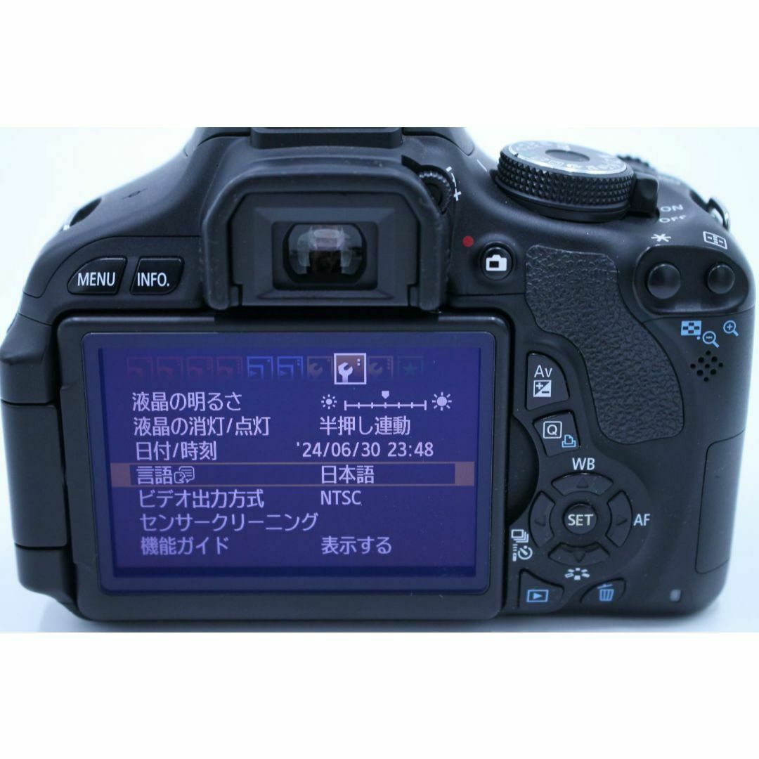 シャッター回数8196回 EOS Kiss X5 ボディ