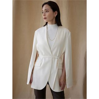 美品 heve ベルスリーブジャケット アイボリー - メルカリ