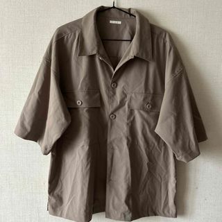 ジーユー(GU)のGU トップス(その他)
