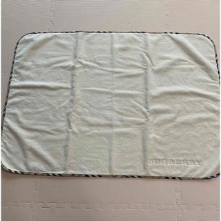 BURBERRY(毛布)のフリマアイテム一覧 BURBERRY(毛布)のフリマアイテム一覧