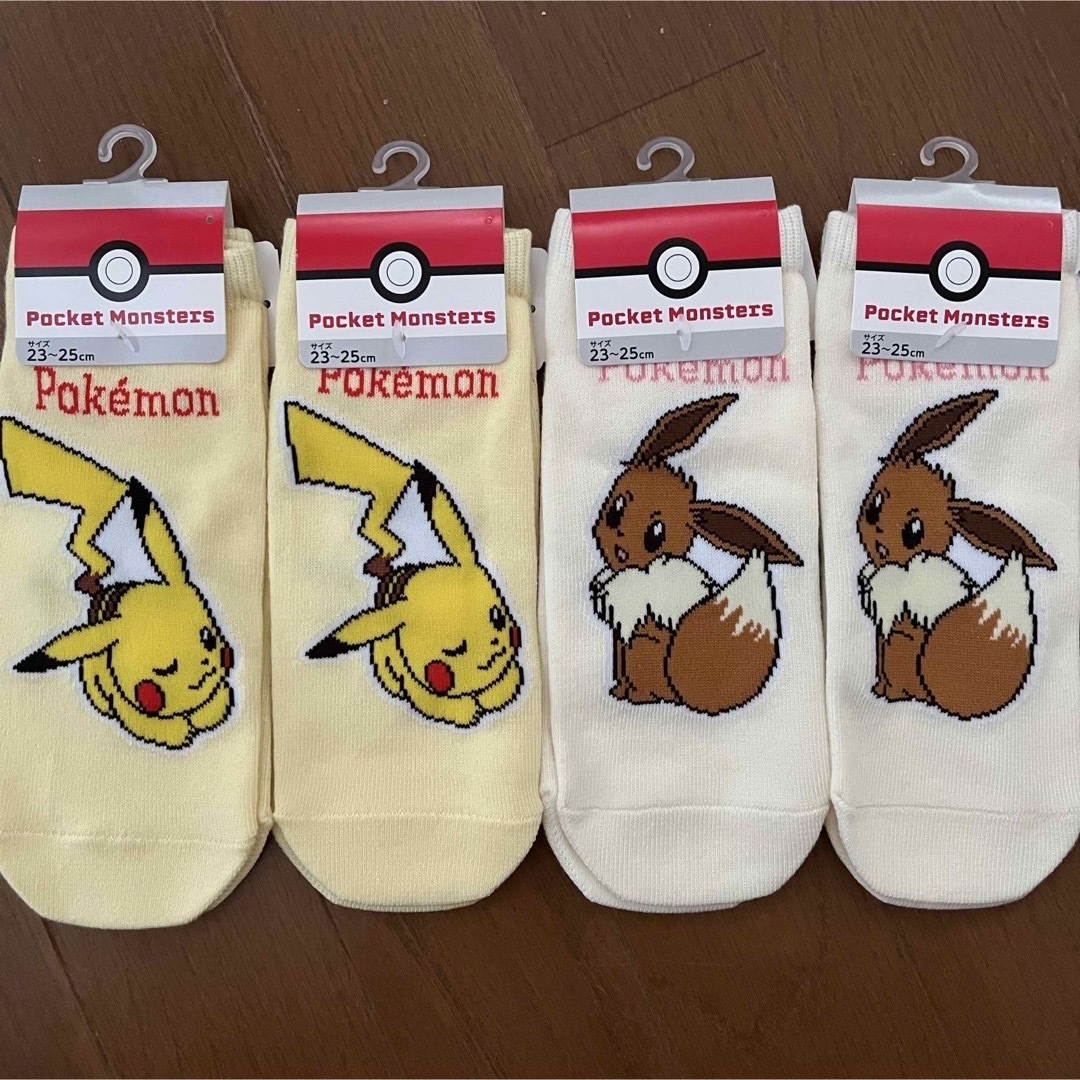 ポケモン(ポケモン)のポケモン 靴下 ピカチュウ イーブイ レディースのレッグウェア(ソックス)の商品写真