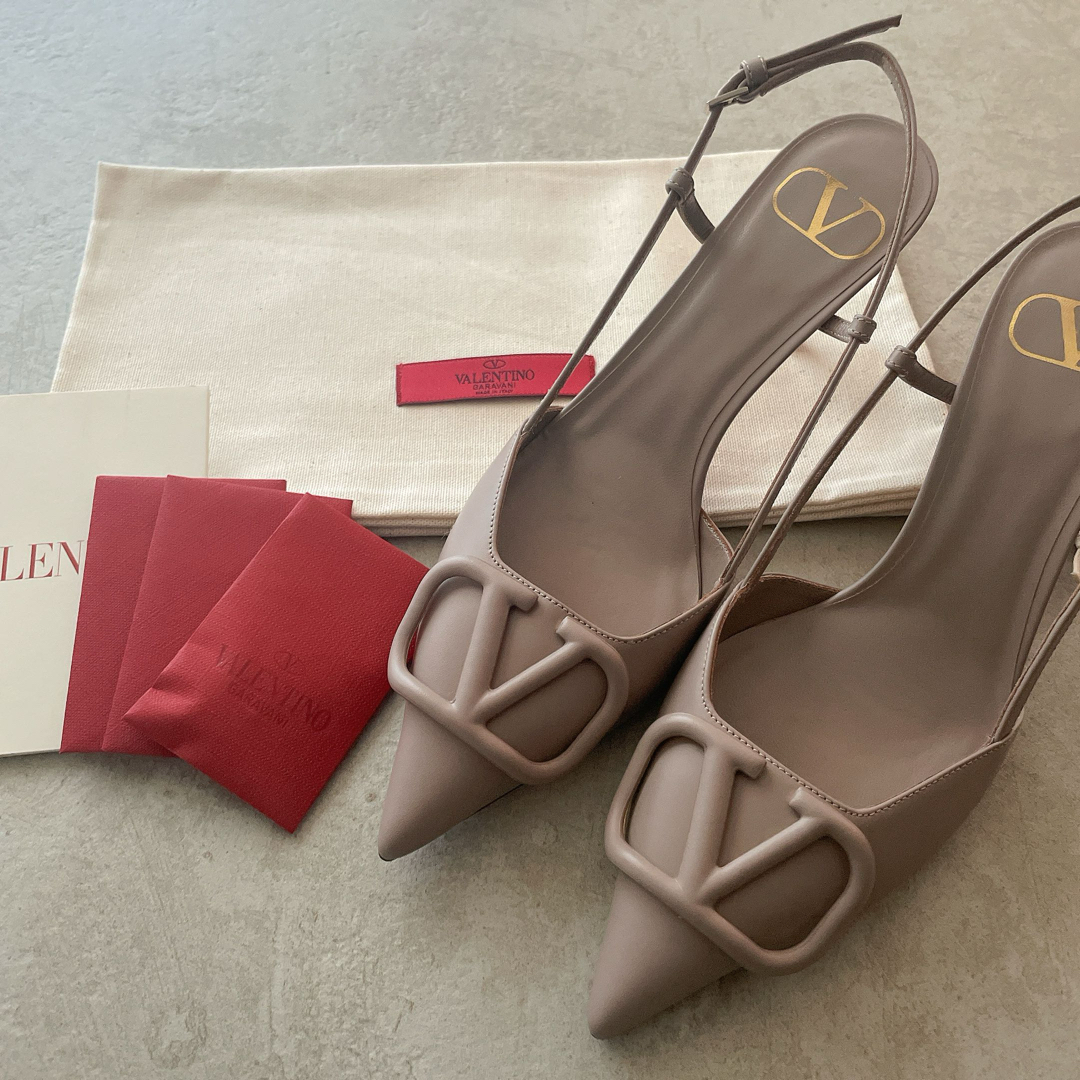 Valentino Garavani パンプス ハイヒール/パンプス Valentino Garavani パンプス ハイヒール/パンプス