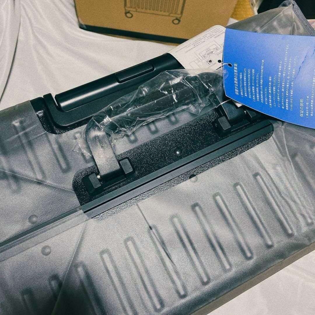 キャリーケース アルミフレームスーツケース カップホルダー付き
