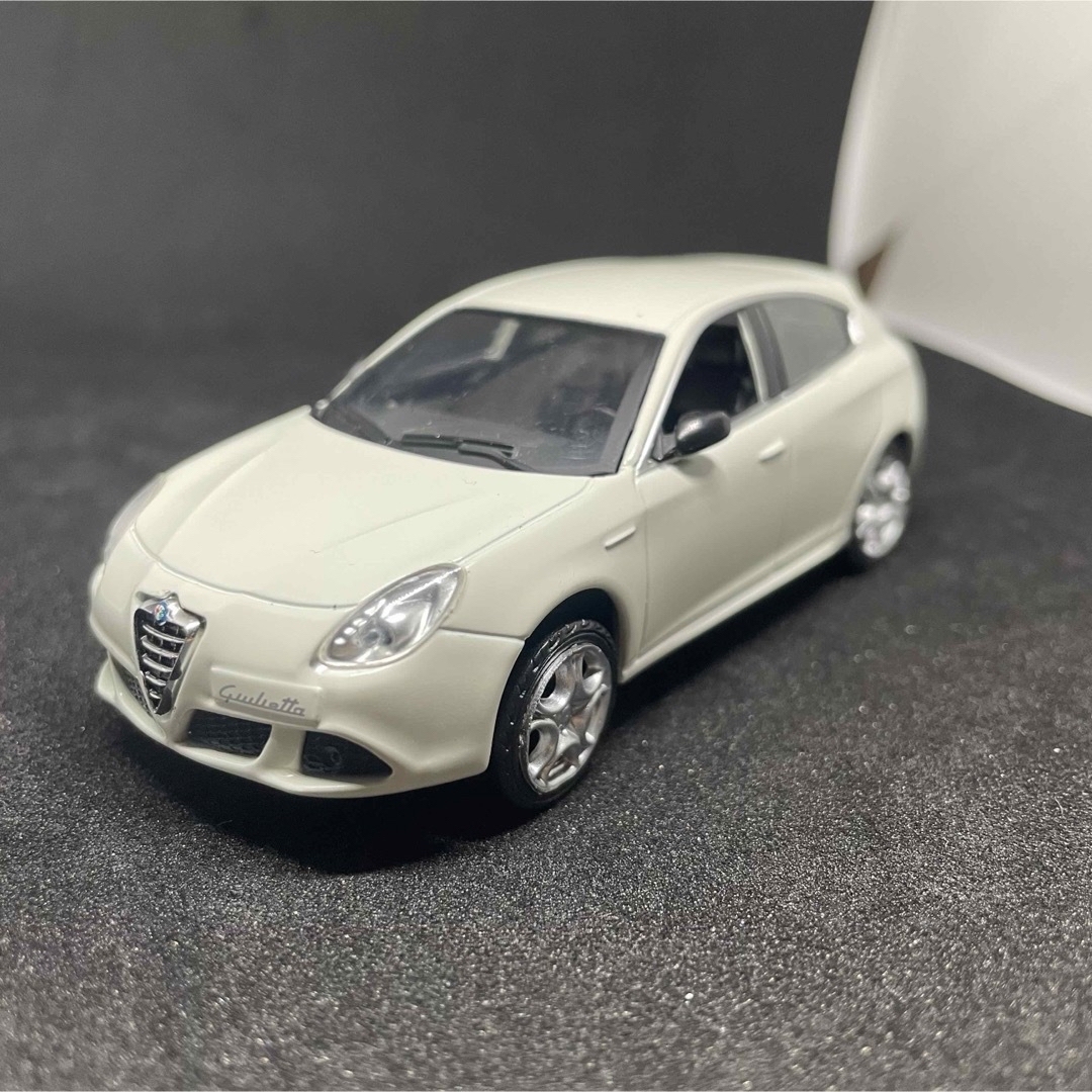 右ドアミラー破損欠品!ノレブ 1/43 アルファロメオ 右ドアミラー破損欠品!ノレブ 1/43 アルファロメオ