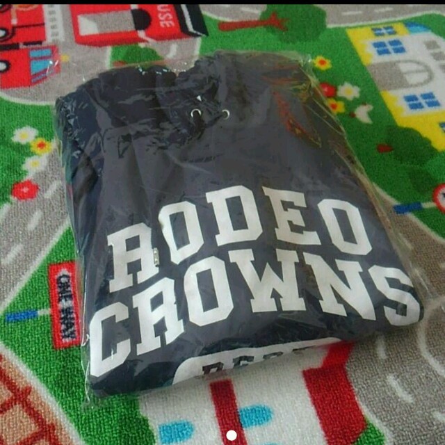 RODEO CROWNS(ロデオクラウンズ)のRodeo crowns ロデオクラウンズ　チャンピオンコラボパーカー　新品 レディースのトップス(パーカー)の商品写真
