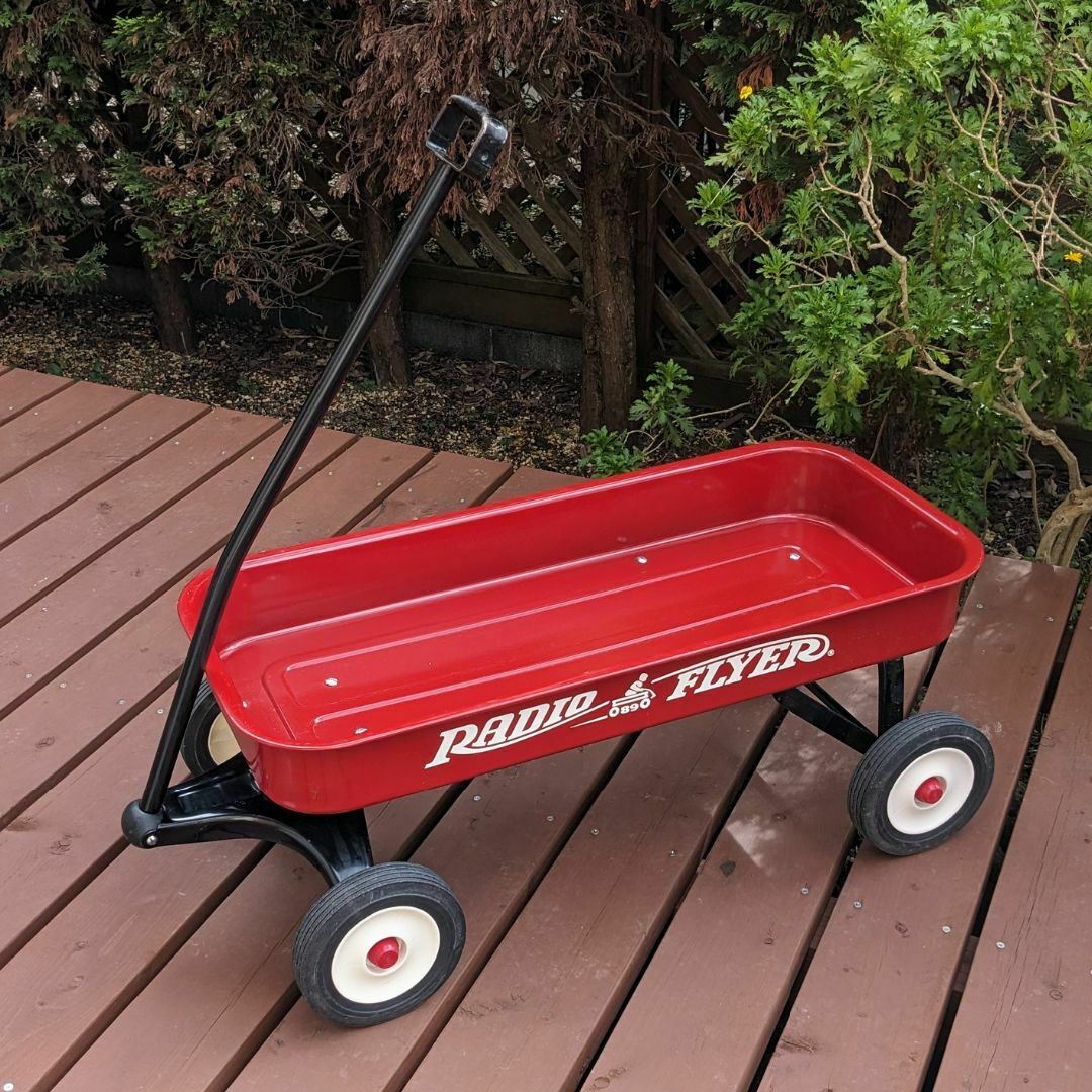 ラジオフライヤー Radio Flyer クラシックレッドワゴン ラジオフライヤー Radio Flyer クラシックレッドワゴン