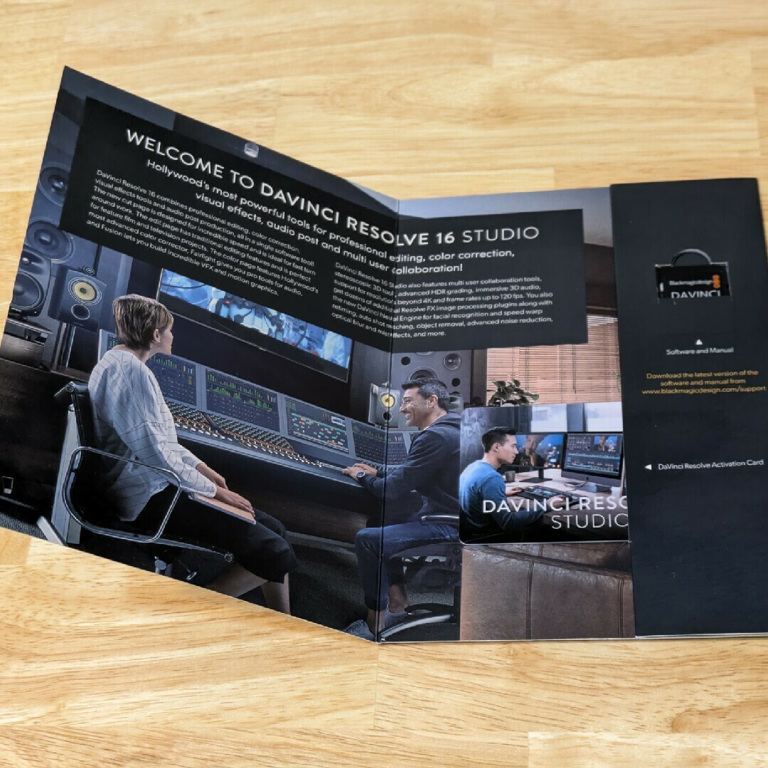 Blackmagicdesign - DAVINCI RESOLVE STUDIO 有料版ライセンス Blackmagicdesign - DAVINCI RESOLVE STUDIO 有料版ライセンス